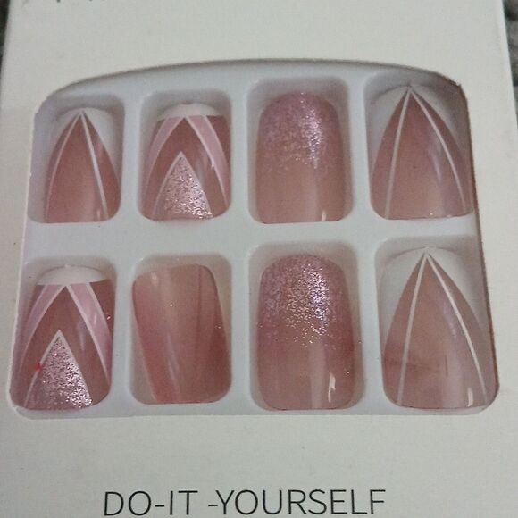 Press on Nails mauve and white  nails  NEW - Picture 2 of 4